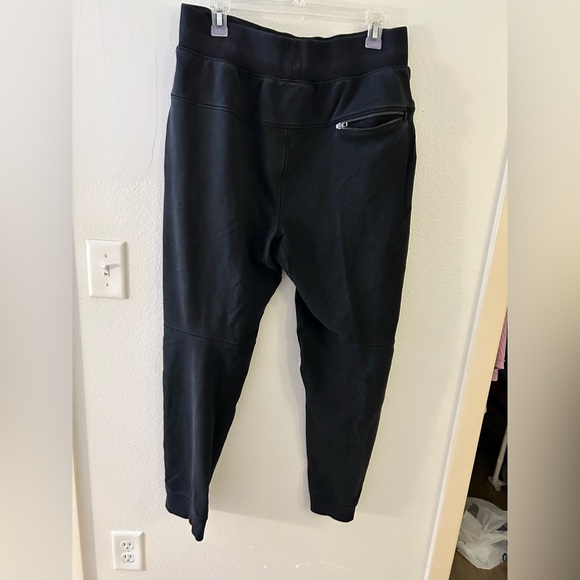 lululemon athletica black sweatpants Joggers - Picture 3 of 3